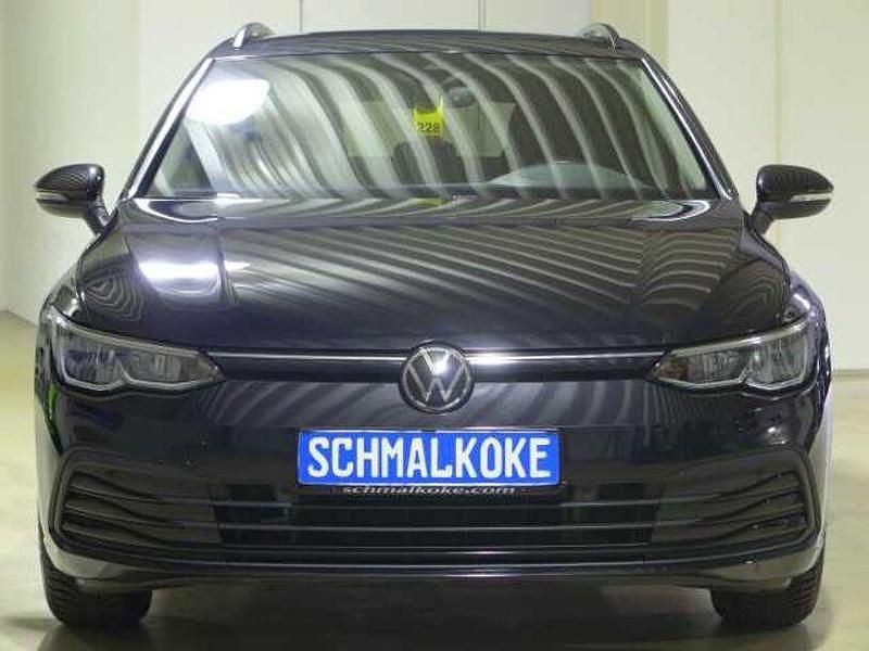 Deep black pearlescent (metallic) Gebraucht 2022 VW Golf VIII Life Kombi | 19.950 € (Superpreis) - Bild 1/4