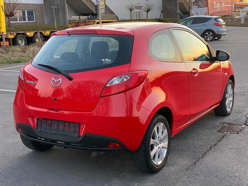 Second-hand Mazda 2 68 CP (50 kW) 2009 Roșu Hatchback