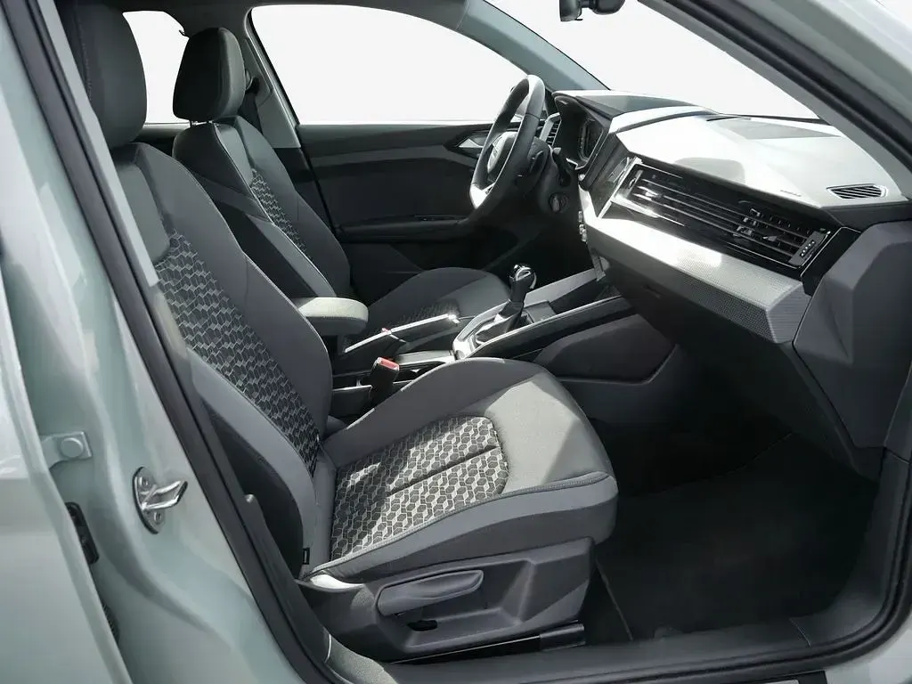 Gebraucht Audi A1 Sportback Advanced Plus 116 PS (85 kW) 2025 Tausilber metallic Kleinwagen