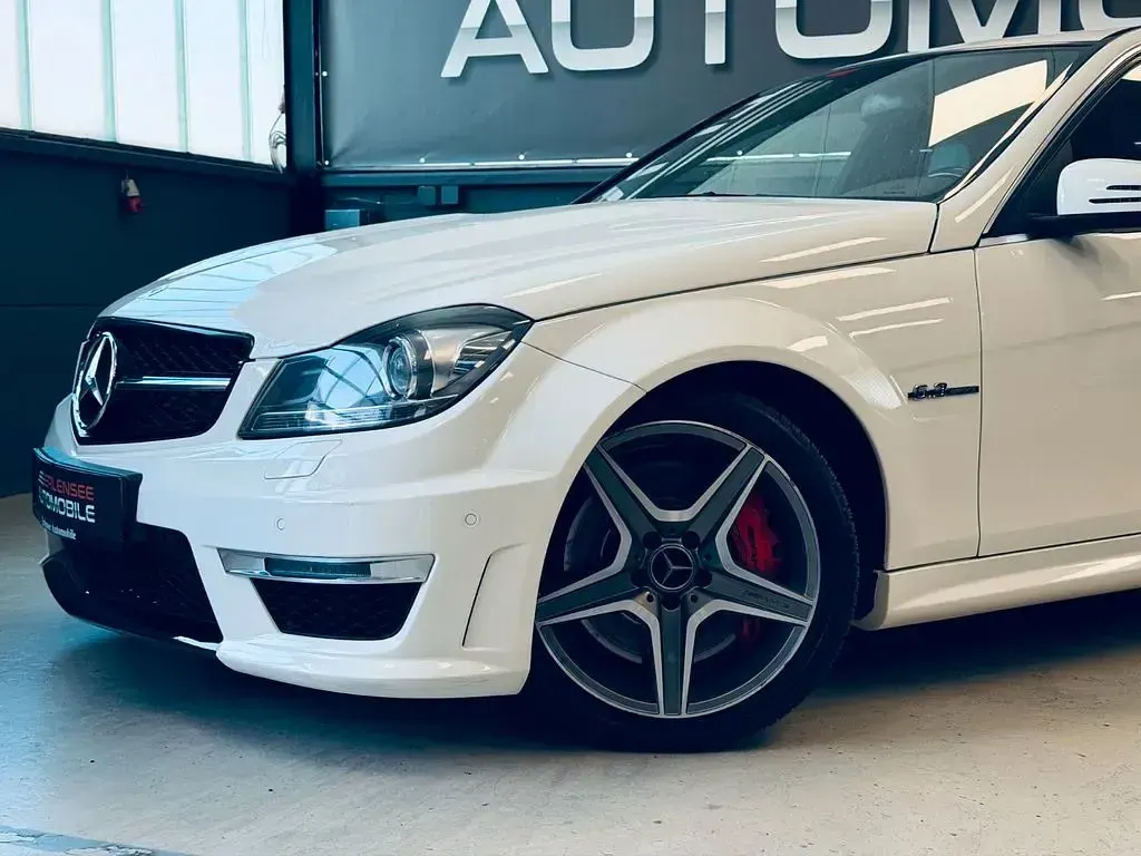 Gebraucht Mercedes C63 AMG AMG 487 PS (358 kW) 2010 Weiß Limousine