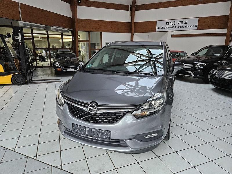 Gebraucht Opel Zafira Selection 140 PS (102 kW) 2018 Grau Van / Kleinbus
