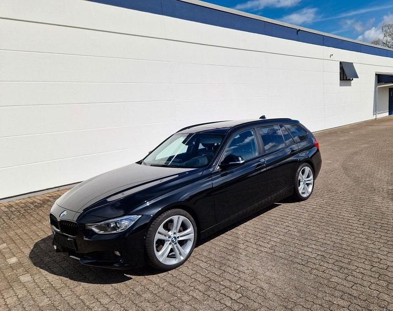 Gebraucht BMW 325 218 PS (160 kW) 2014 Schwarz Kombi