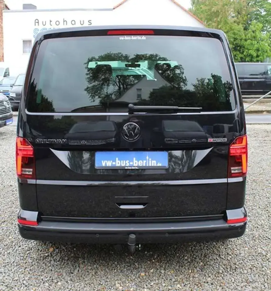 Gebraucht VW Multivan Highline 204 PS (150 kW) 2022 Schwarz Van / Kleinbus