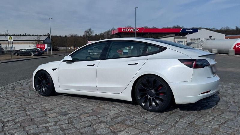 Gebraucht Tesla Model 3 Performance 377 kW (513 PS) 2023 Weiß Limousine
