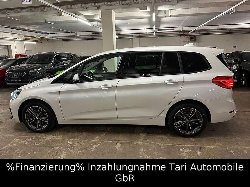 Gebraucht BMW 218 Sport Line 150 PS (110 kW) 2021 Mineralweiss metallic Van / Kleinbus
