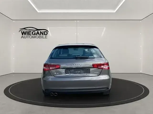 Gebraucht Audi A3 Ambition 180 PS (132 kW) 2012 Grau Kleinwagen