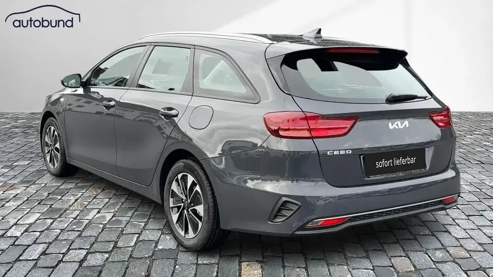 Neu Kia Ceed Sportswagon 140 PS (102 kW) 2026 Grau / darkpentametal Kombi