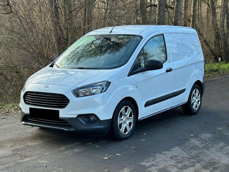 Weiß Gebraucht 2018 Ford Transit Trend Van / Kleinbus | 8.500 € (Superpreis) - Bild 1/4