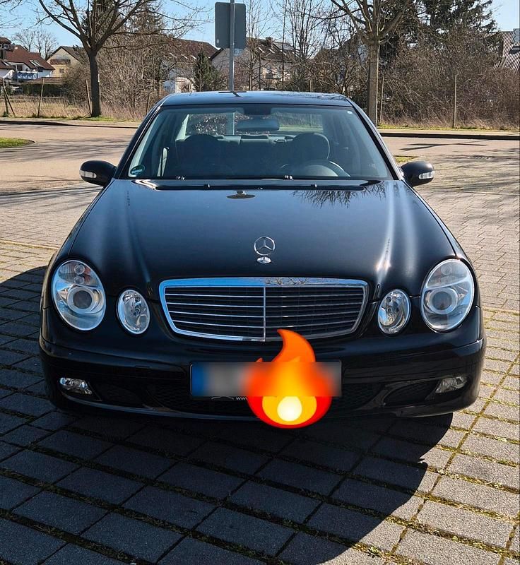Gebraucht Mercedes E200 170 PS (125 kW) 2005 Schwarz Limousine