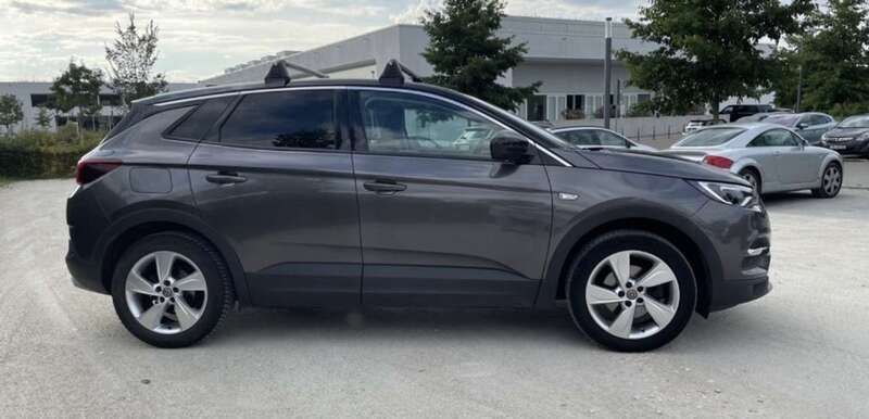 Grau Gebraucht 2019 Opel Grandland X Edition SUV | 14.000 € (Guter Preis) - Bild 1/4