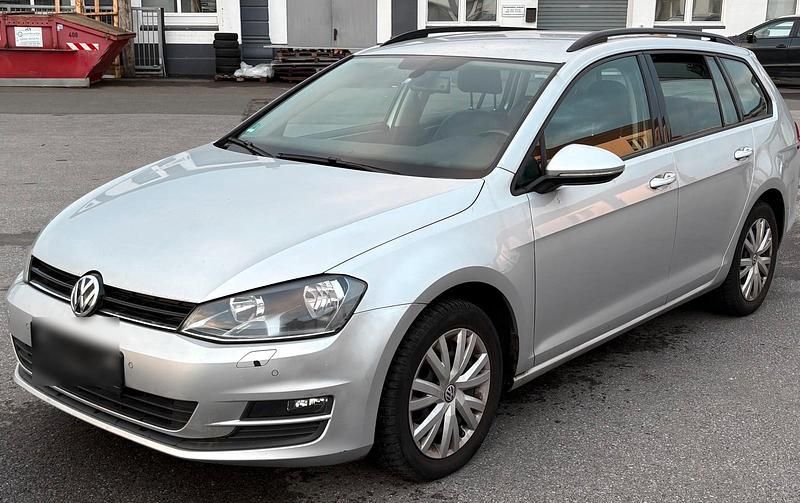Silber Gebraucht 2015 VW Golf VII Kombi | 5.700 € (Superpreis) - Bild 1/4