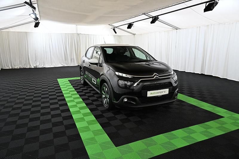 Gebraucht Citroën C3 Shine 110 PS (80 kW) 2023 Schwarz Kleinwagen