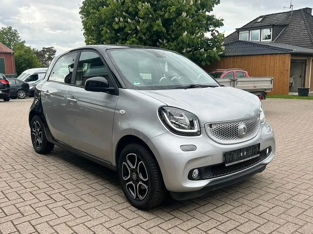 Gebraucht Smart ForFour Prime 71 PS (52 kW) 2014 Silber Kleinwagen