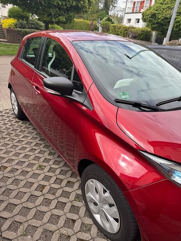 Rot Gebraucht 2019 Renault Zoe Kleinwagen | 7.000 € (Superpreis) - Bild 1/4