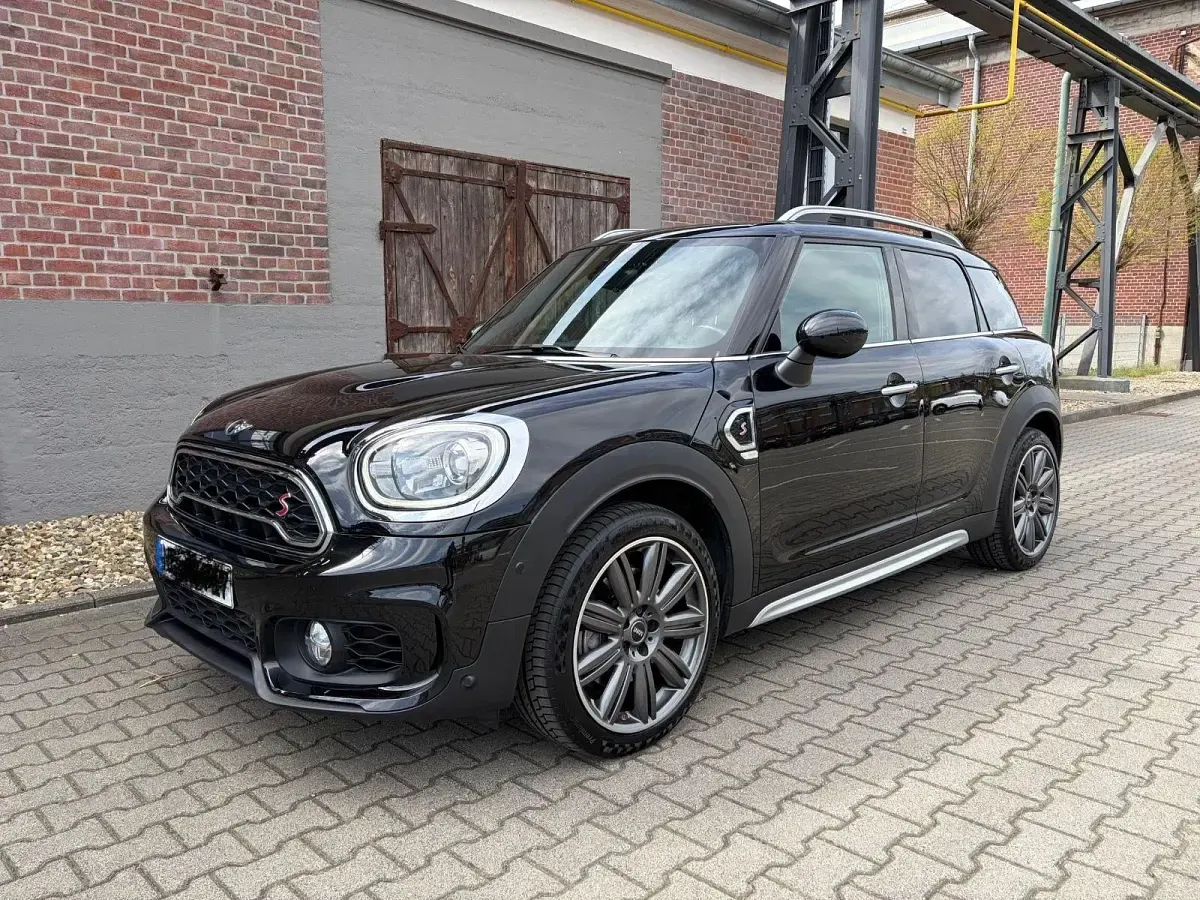 Gebraucht Mini John Cooper Works 192 PS (141 kW) 2017 Schwarz Kleinwagen