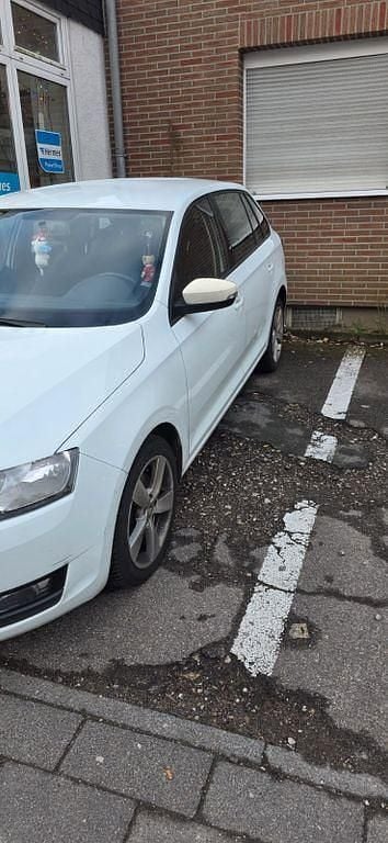 Gebraucht Skoda Rapid Active 110 PS (80 kW) 2019 Schwarz Kleinwagen