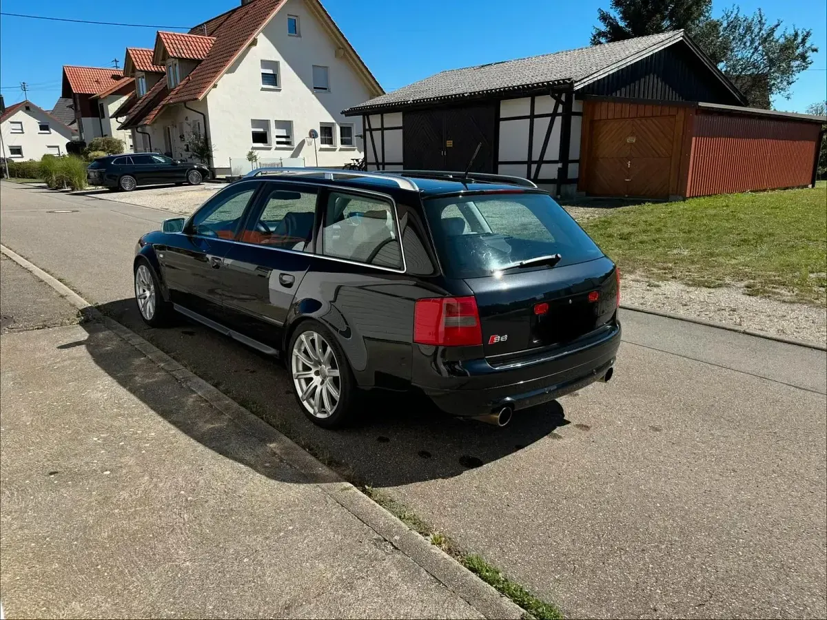 Gebraucht Audi S6 340 PS (250 kW) 2001 Schwarz Kombi