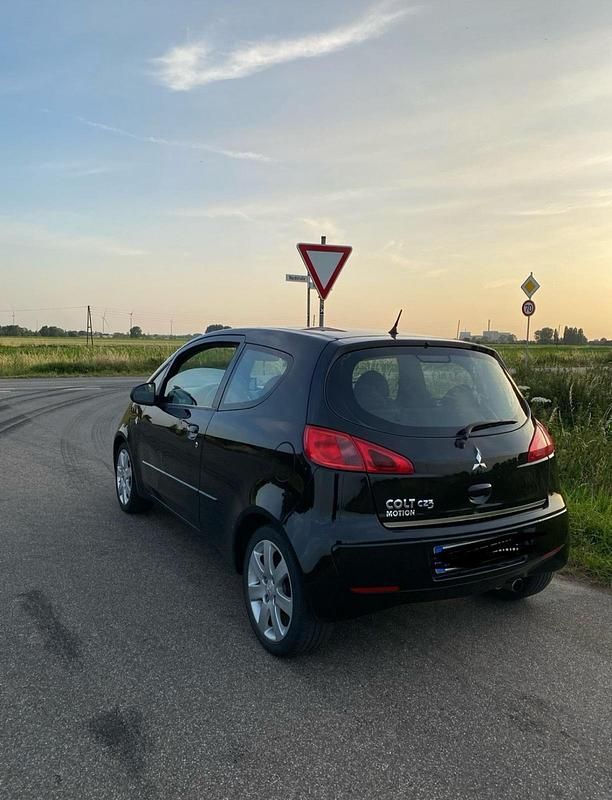 Schwarz Gebraucht 2006 Mitsubishi Colt Motion Kleinwagen | 1.000 € (Fairer Preis) - Bild 1/4