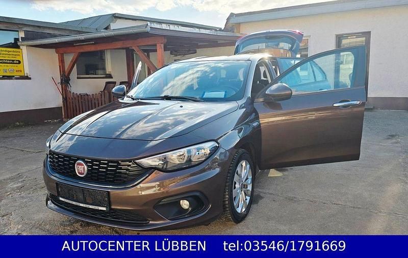 Gebraucht Fiat Tipo 95 PS (69 kW) 2020 Braun Kombi