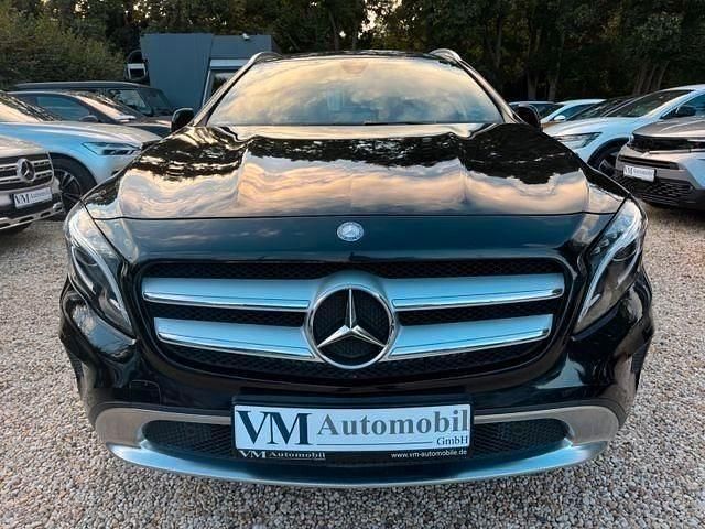 Gebraucht Mercedes GLA220 177 PS (130 kW) 2016 Schwarz SUV