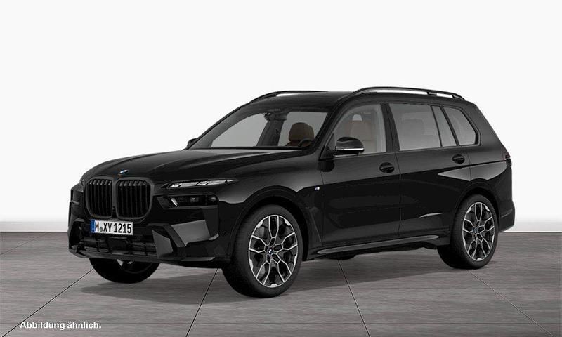 Gebraucht BMW X7 M Sport 340 PS (250 kW) 2025 Saphirschwarz metallic SUV