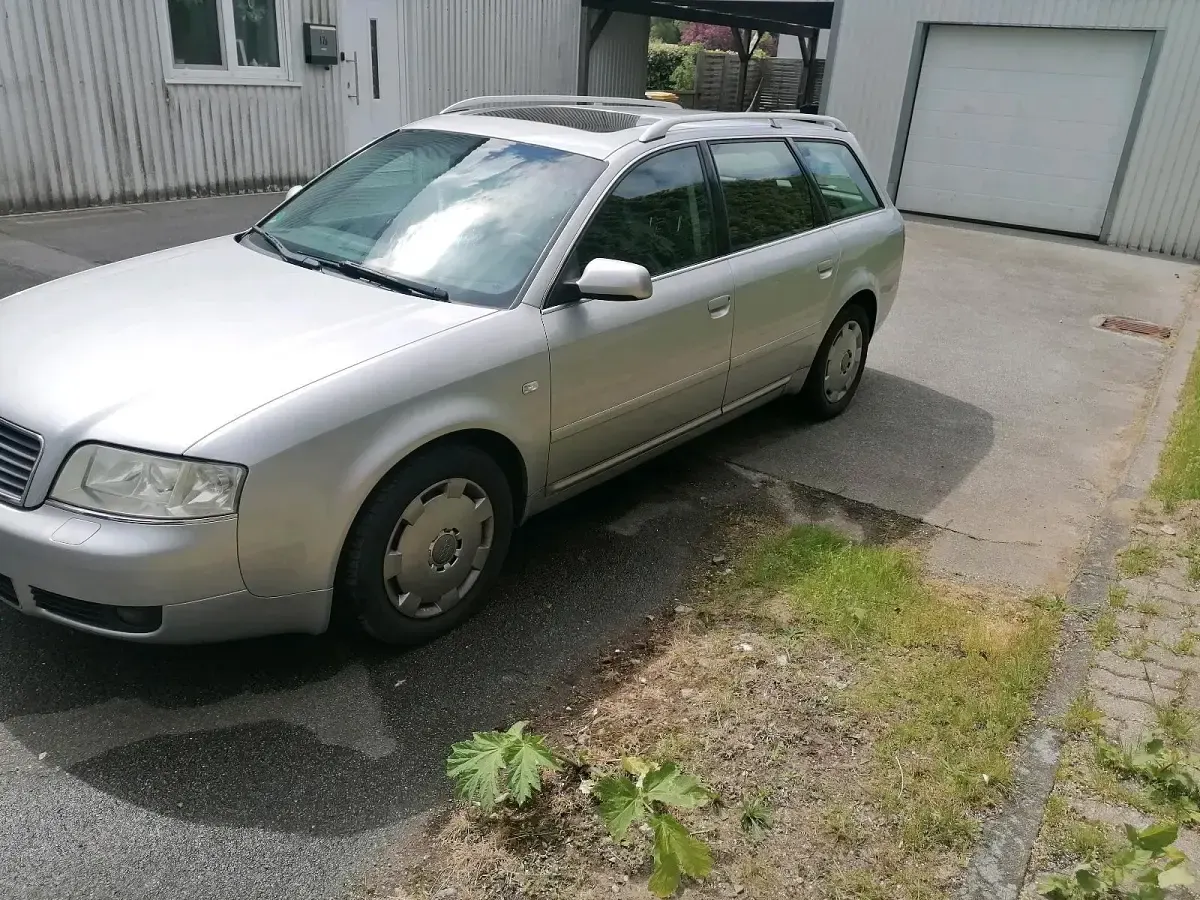 Gebraucht Audi A6 131 PS (96 kW) 2003 Silber Kombi