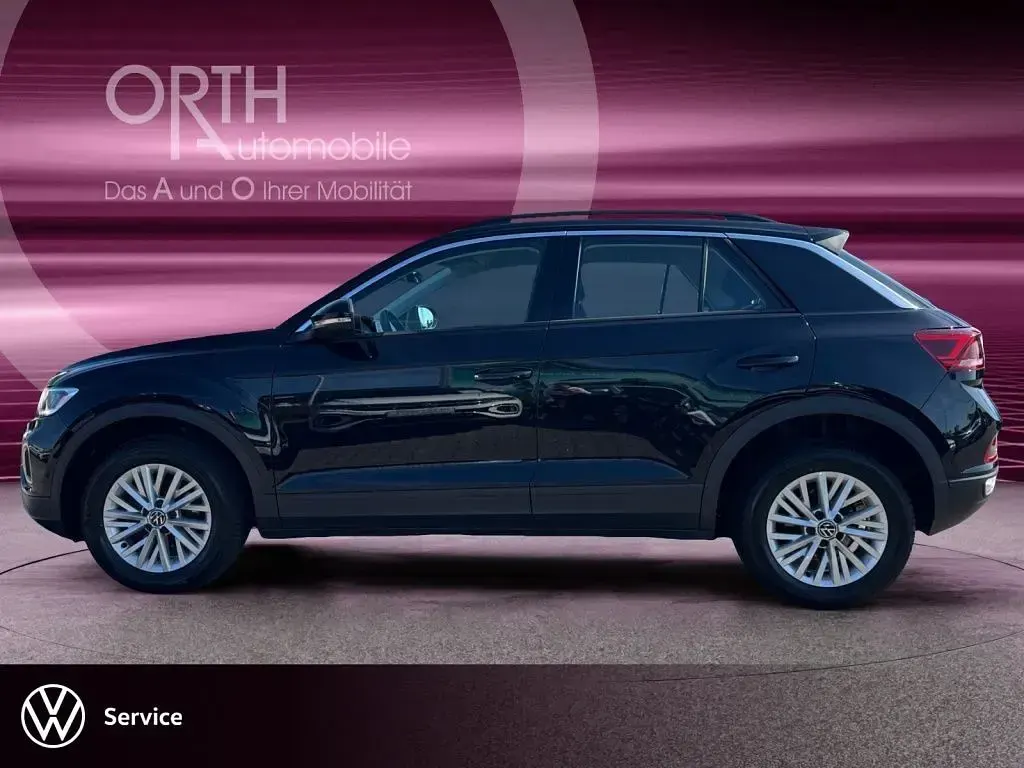 Second-hand VW T-Roc Life 150 CP (110 kW) 2022 Negru SUV