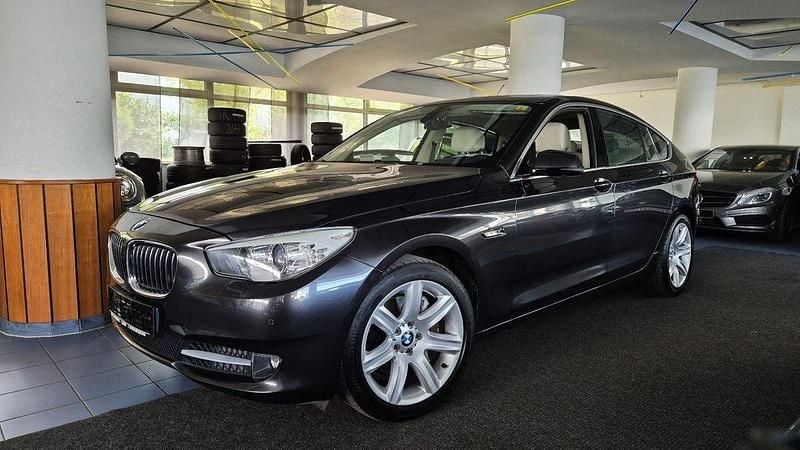 Grau Gebraucht 2009 BMW 530 Gran Turismo Sport Line Limousine | 9.990 € (Guter Preis) - Bild 1/4