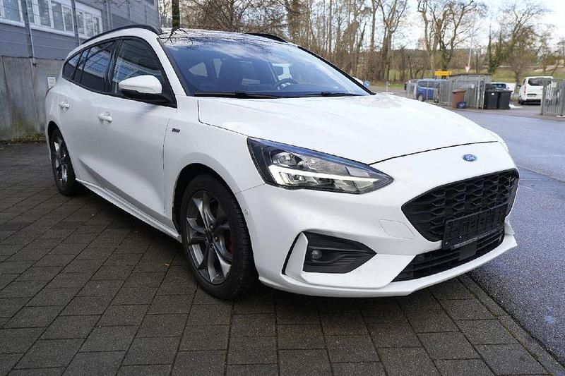 Gebraucht Ford Focus ST-Line 150 PS (110 kW) 2019 Weiß Limousine