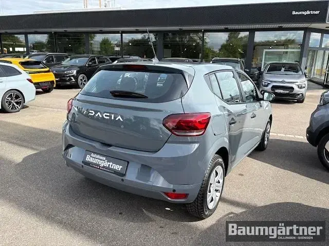 Gebraucht Dacia Sandero Essentiel 91 PS (66 kW) 2025 Grau Kleinwagen