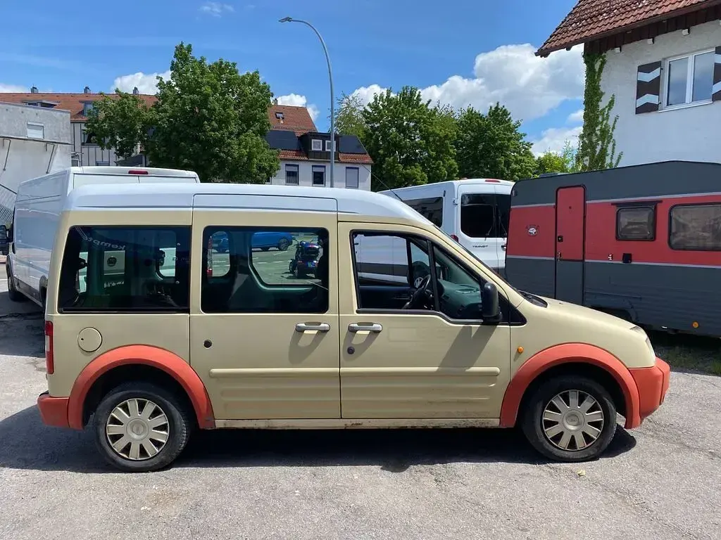 Gebraucht Ford Tourneo Connect 110 PS (80 kW) 2007 Weiß Van / Kleinbus