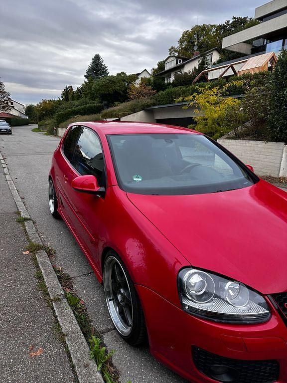Rot Gebraucht 2004 VW Golf IV GTI Limousine | 2.500 € (Superpreis) - Bild 1/4