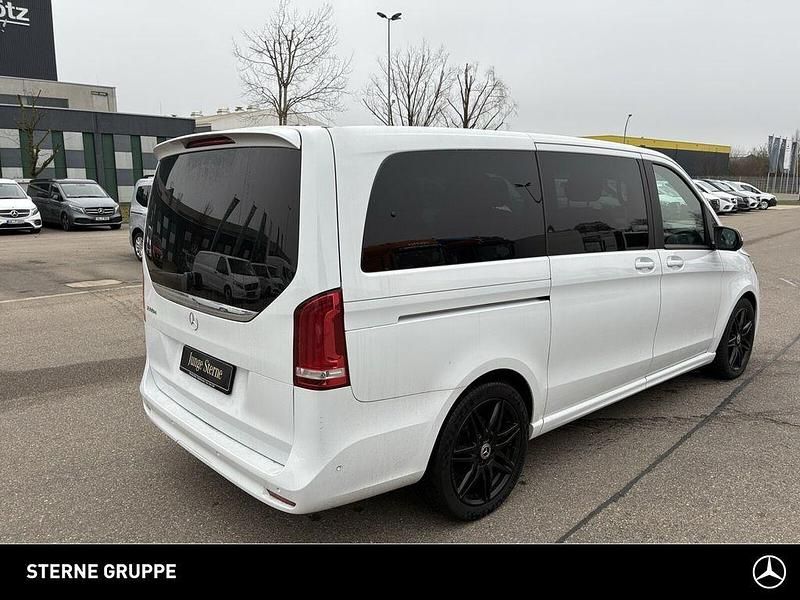Gebraucht Mercedes V300 AMG 237 PS (174 kW) 2022 Bergkristallweiß Van / Kleinbus