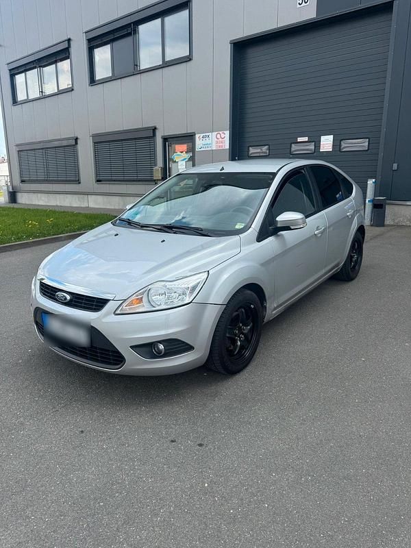Second-hand Ford Focus 101 CP (74 kW) 2009 Argintiu Hatchback