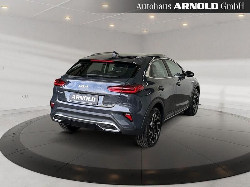 Neu Kia XCeed Comfort 140 PS (102 kW) 2026 Grau SUV