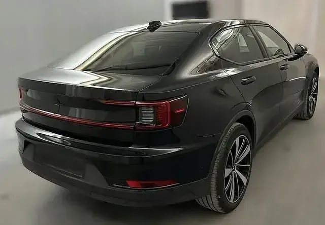 Second-hand Polestar 2 Performance 350 kW (476 CP) 2022 Albastru Hatchback