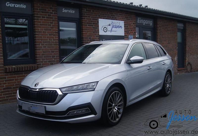 Stribrna brilliant/ brilliants Gebraucht 2021 Skoda Octavia Style Kombi | 18.985 € (Guter Preis) - Bild 1/4