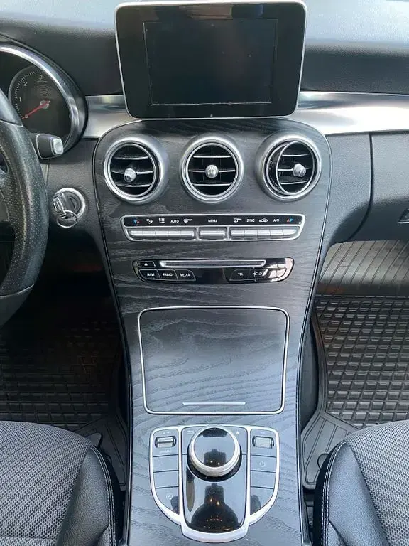 Gebraucht Mercedes C220 170 PS (125 kW) 2017 Blau Kombi