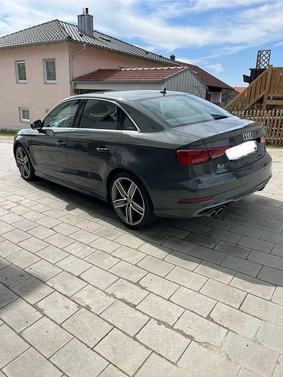 Gebraucht Audi A3 S-Line 150 PS (110 kW) 2017 Grau Limousine