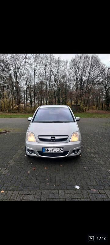 Silber Gebraucht 2005 Opel Meriva Van / Kleinbus | 600 € (Superpreis) - Bild 1/4