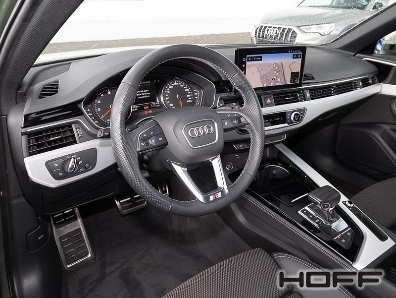 Gebraucht Audi A4 Advanced 204 PS (150 kW) 2023 Distriktgrün metallic Kombi