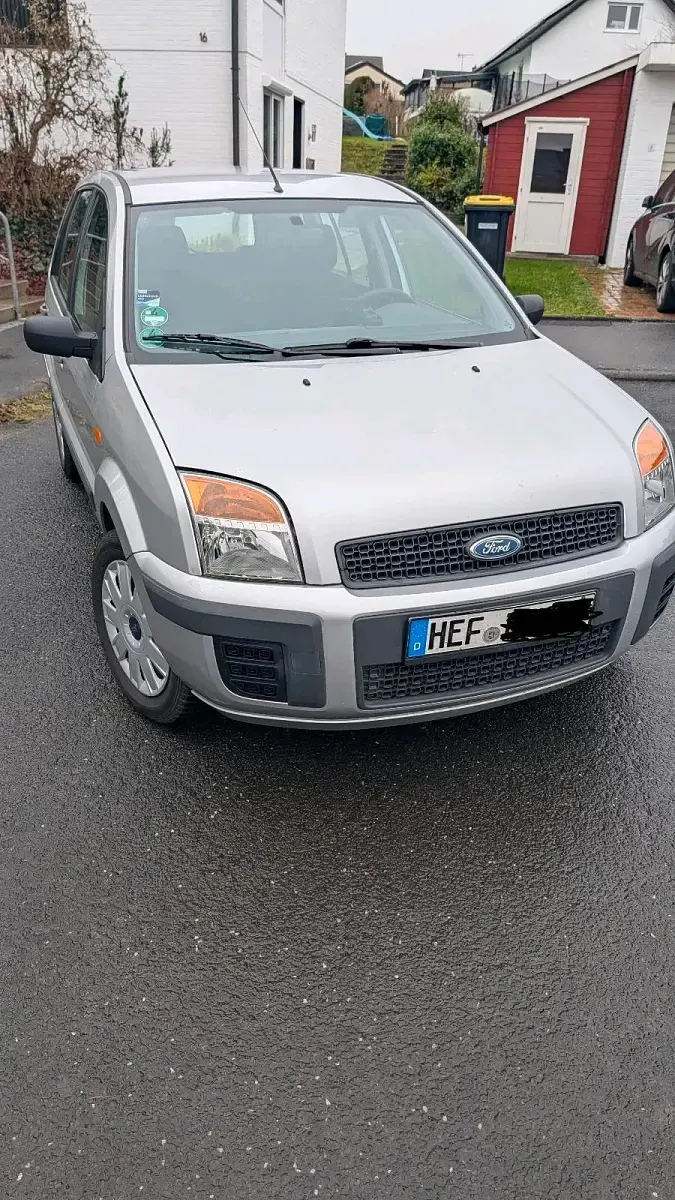 Gebraucht Ford Fusion 80 PS (58 kW) 2009 Silber Kleinwagen