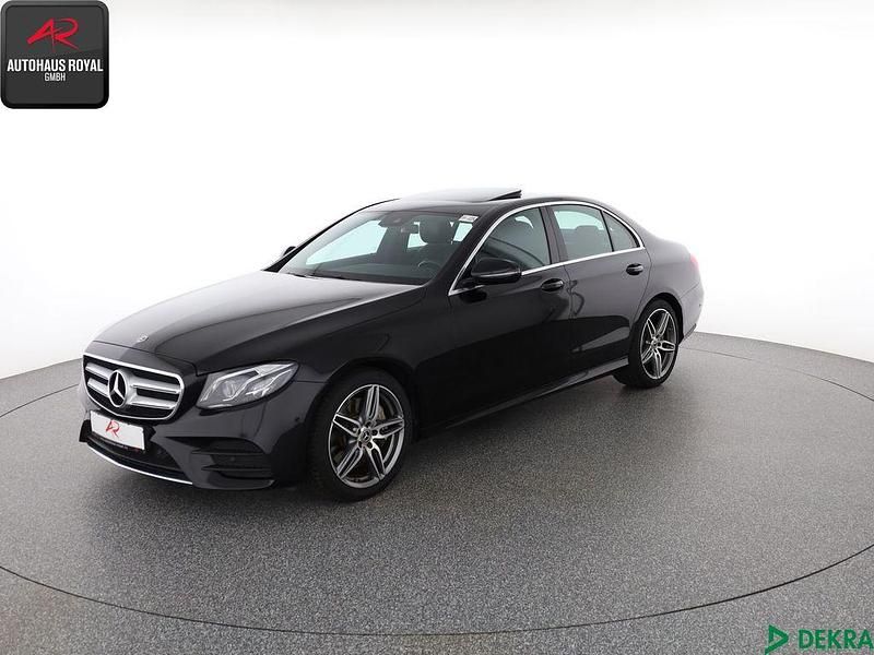 Obsidianschwarz Gebraucht 2020 Mercedes E350 AMG Limousine | 32.740 € (Guter Preis) - Bild 1/4