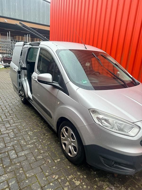 Gebraucht Ford Transit 105 PS (77 kW) 2016 Silber Van / Kleinbus