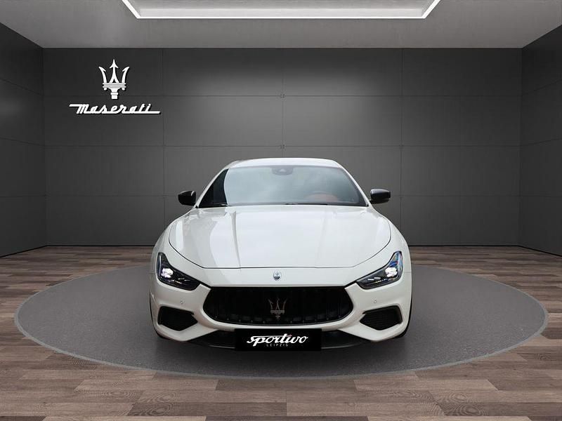 Gebraucht Maserati Ghibli 581 PS (427 kW) 2022 Weiß Coupé