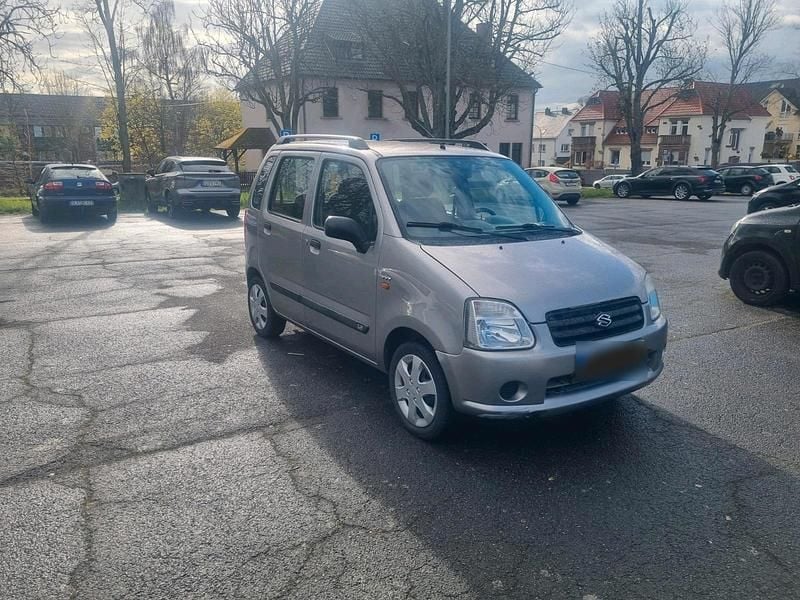 Gebraucht Suzuki Wagon R+ 93 PS (68 kW) 2025 Kleinwagen