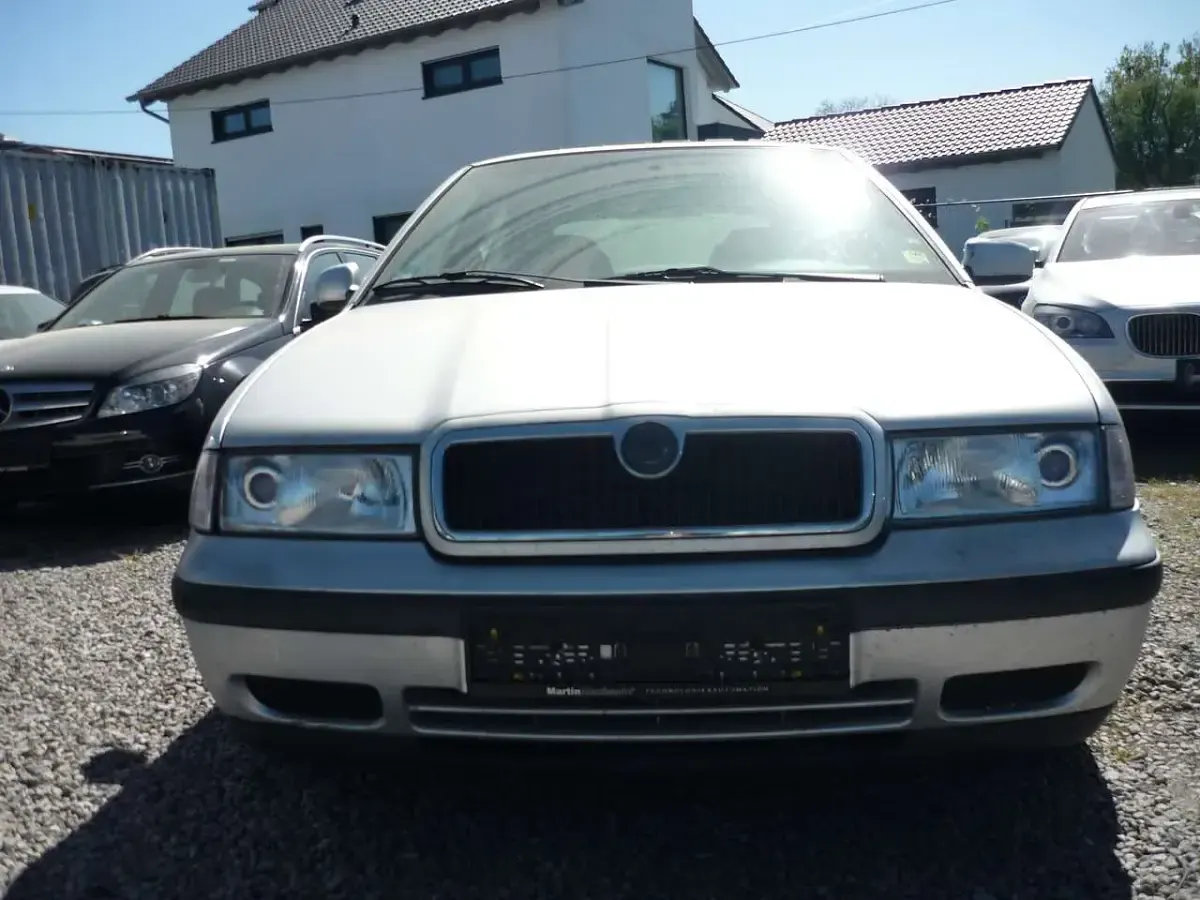 Second-hand Skoda Octavia 101 CP (74 kW) 2000 Gri Berlinǎ