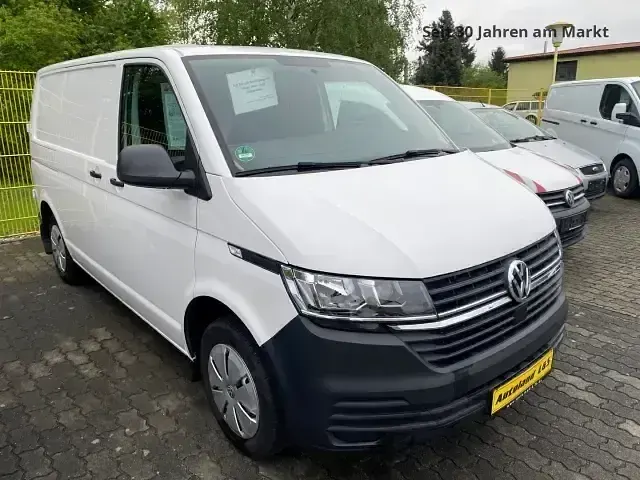 Używany VW Transporter 140 KM (102 kW) 2022 Biały Van