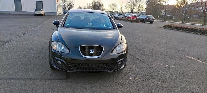 Gebraucht Seat Leon 125 PS (91 kW) 2010 Schwarz Kleinwagen