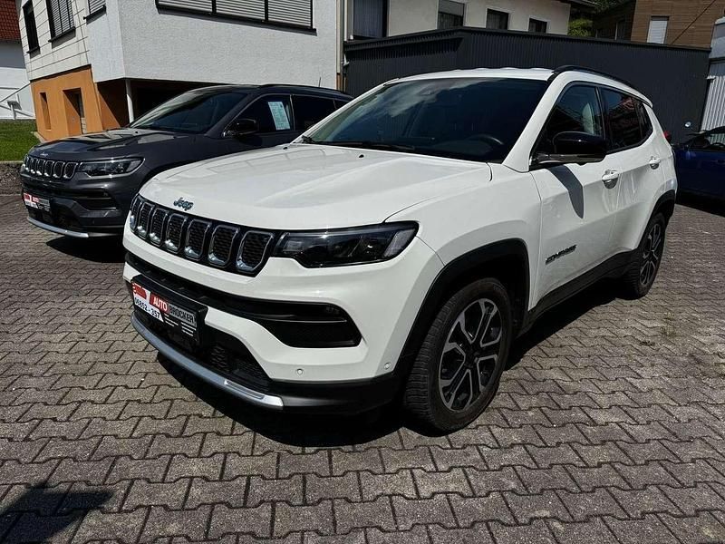 Weiß Gebraucht 2022 Jeep Compass Limited SUV | 24.990 € (Fairer Preis) - Bild 1/4